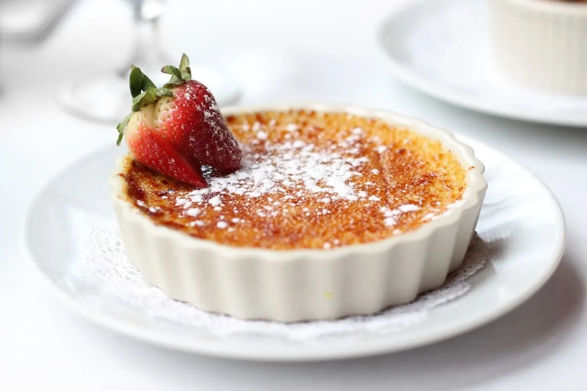 creme brulee desert