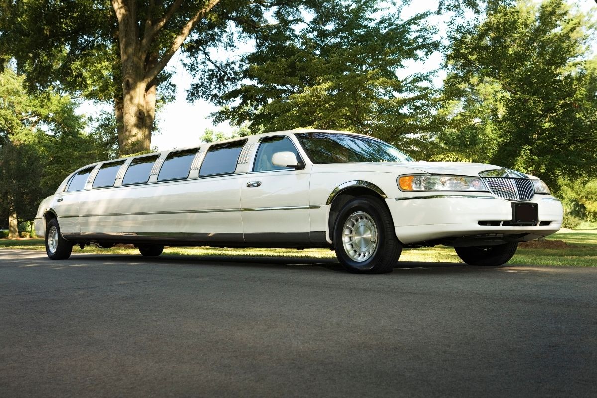white limousine