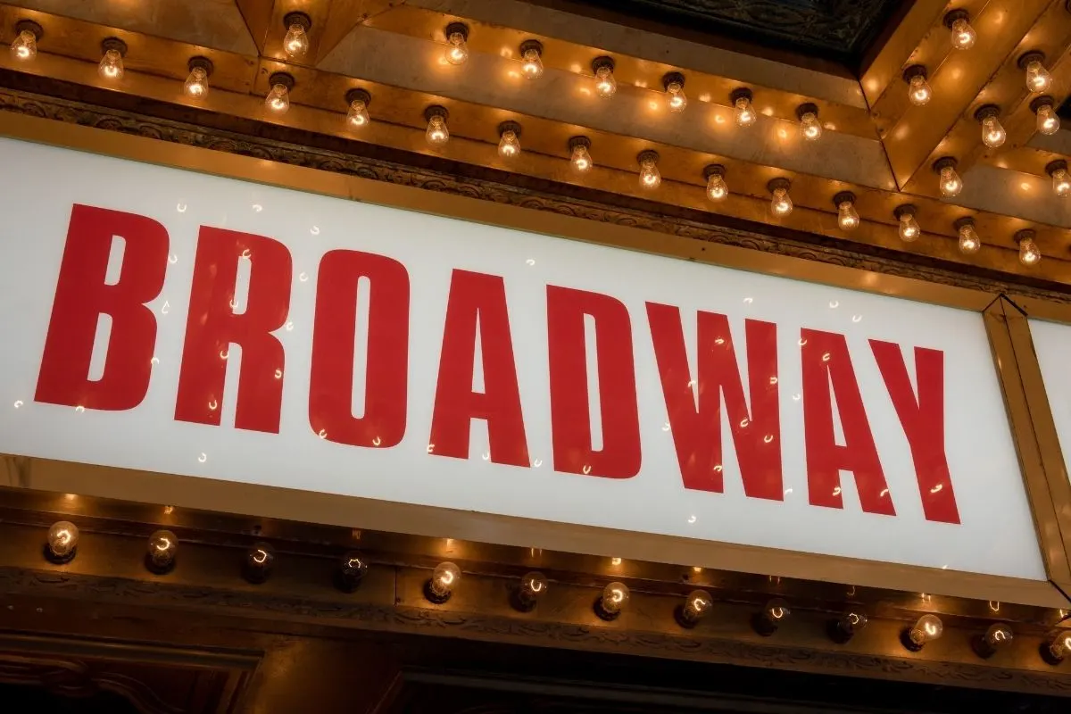 broadway sign